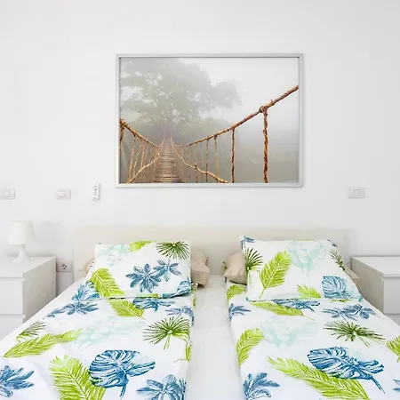 Gigantes Oasis Deluxe By Sunkeyrents Daire *