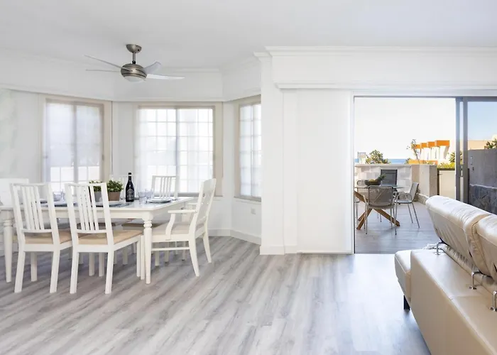 Gigantes Oasis Deluxe By Sunkeyrents アパート