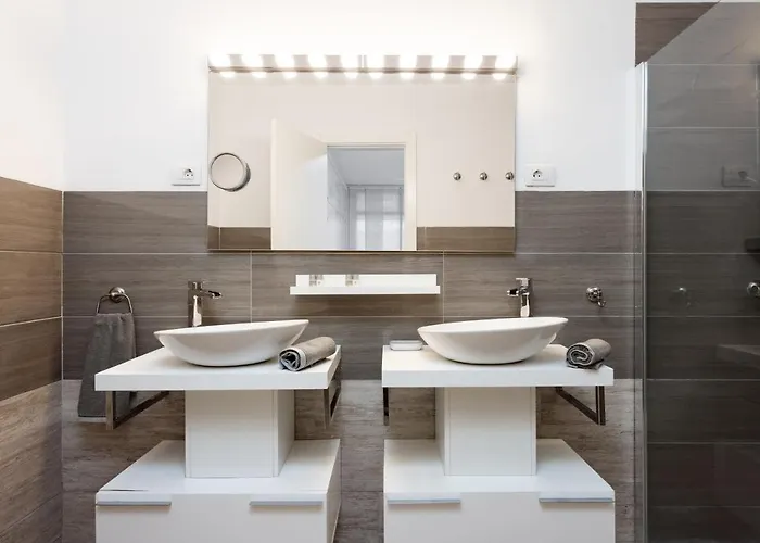 Gigantes Oasis Deluxe By Sunkeyrents *